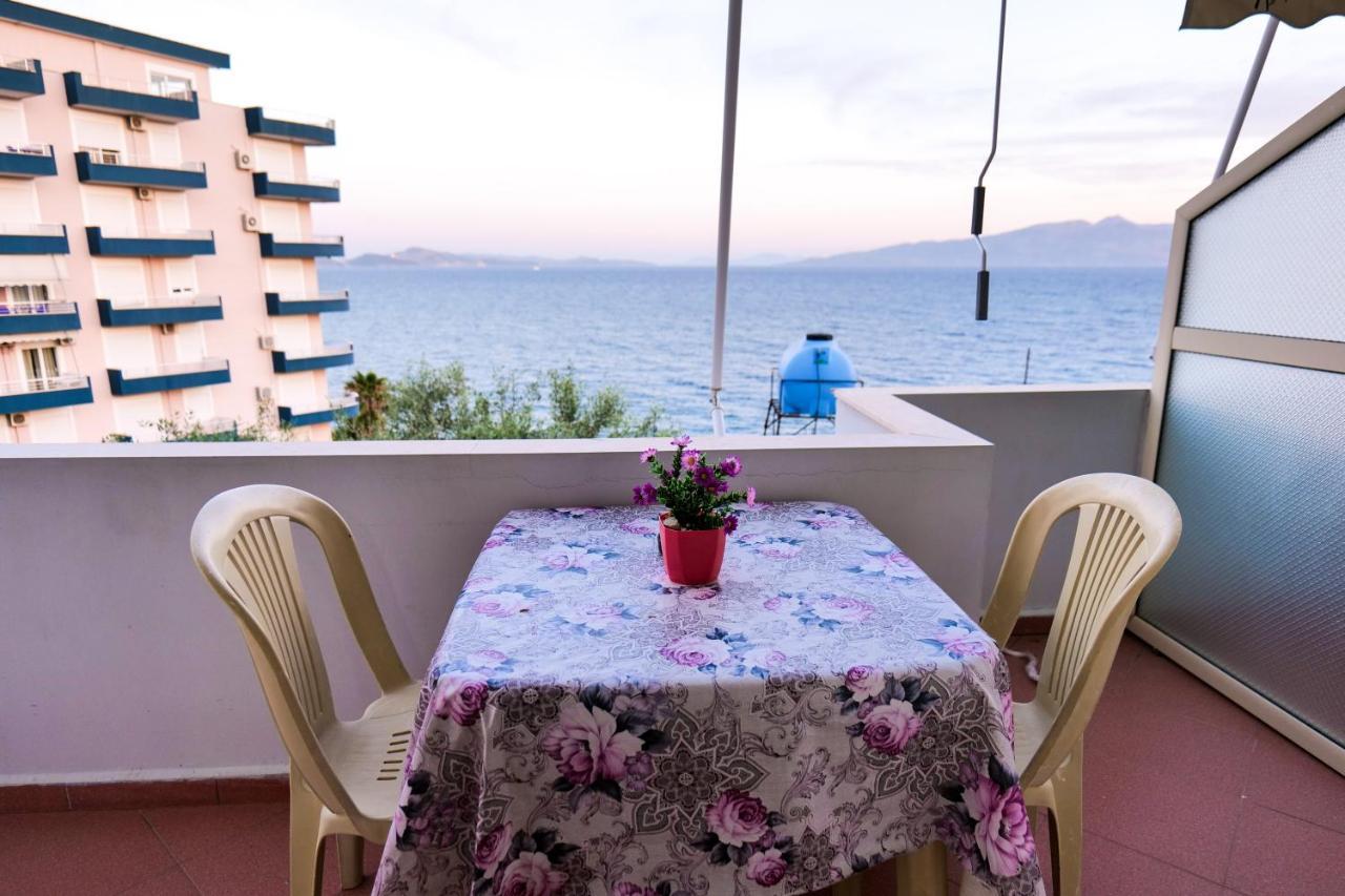 Rei Apartments Sarandë エクステリア 写真