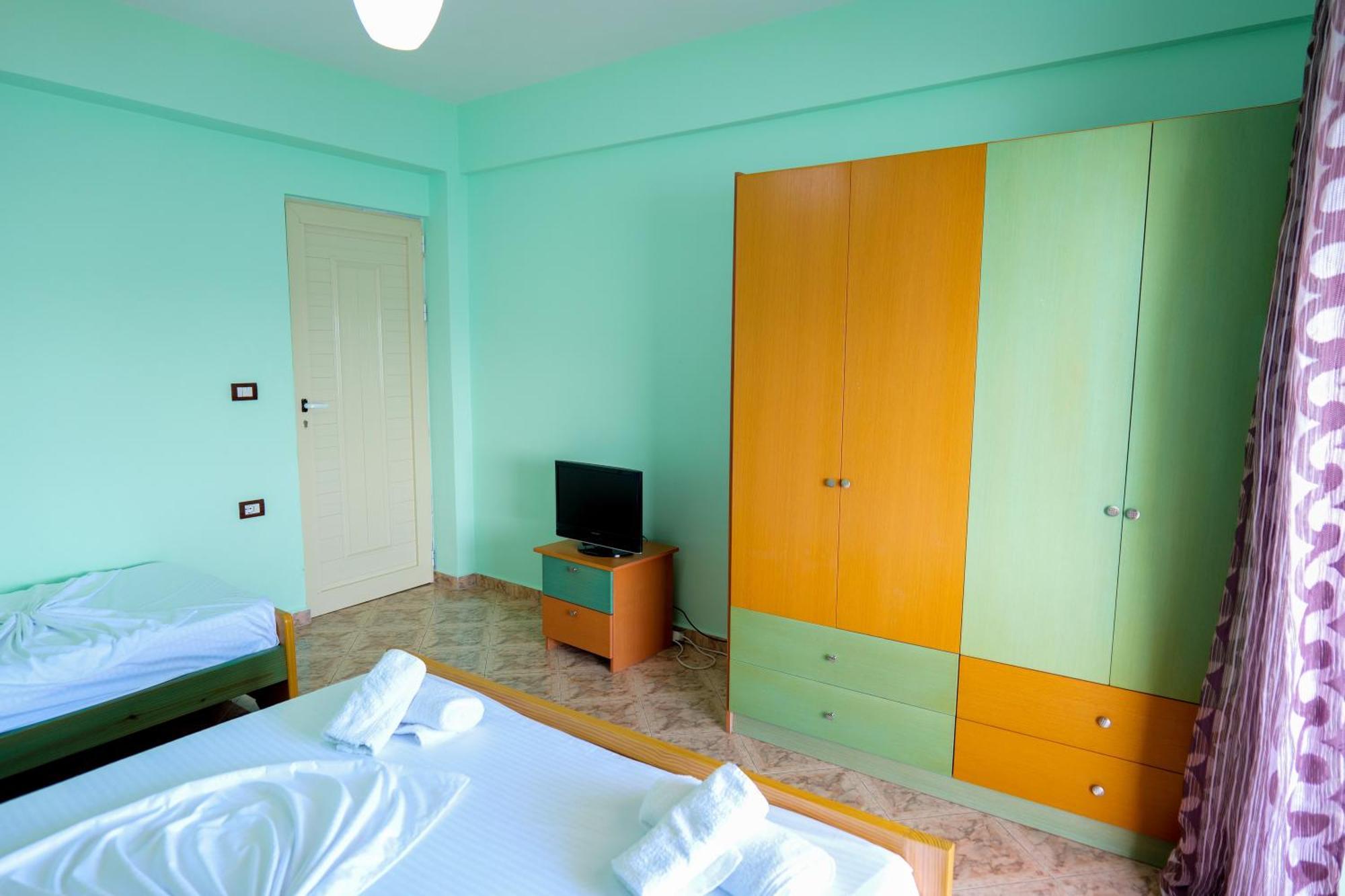 Rei Apartments Sarandë 部屋 写真