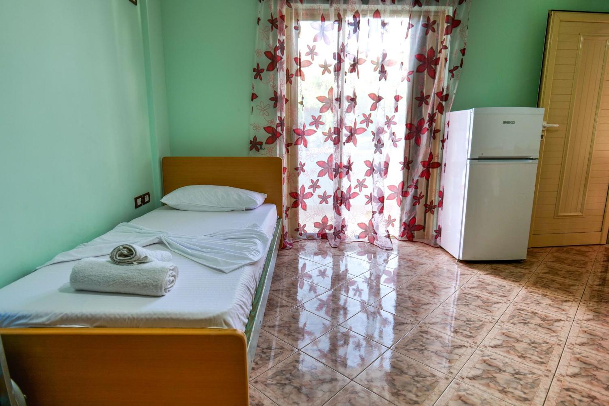 Rei Apartments Sarandë 部屋 写真